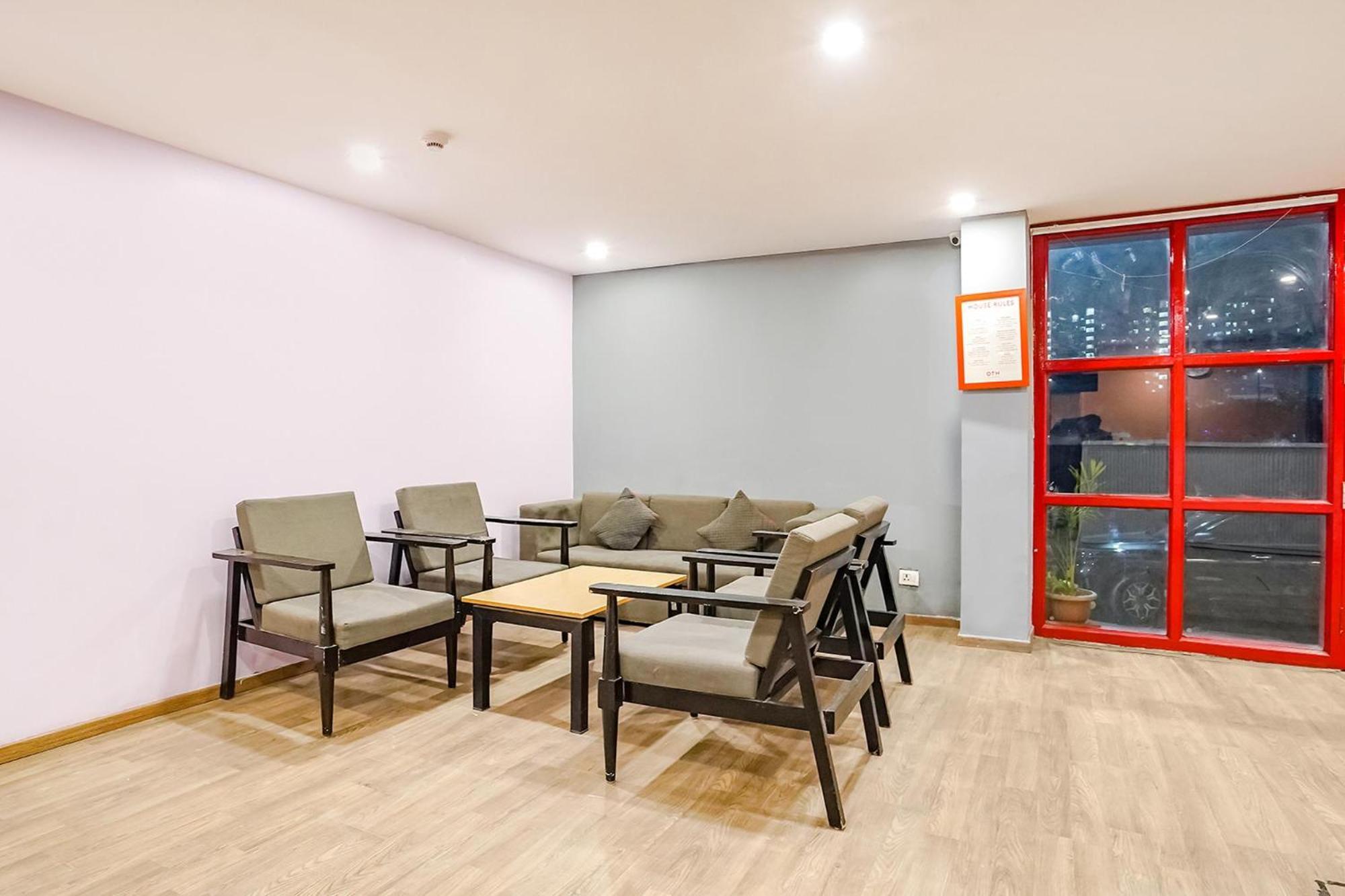 Super Townhouse O Hotel Aditya Residency Near Parthala Over Bridge Sector 121 Noida Indirapuram Buitenkant foto