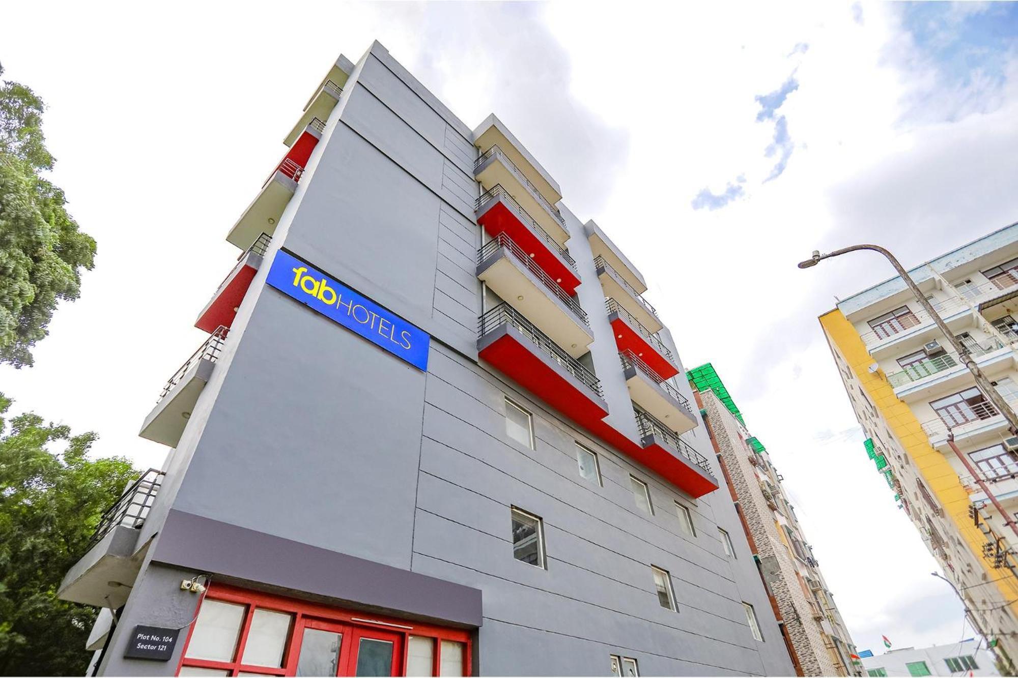 Super Townhouse O Hotel Aditya Residency Near Parthala Over Bridge Sector 121 Noida Indirapuram Buitenkant foto