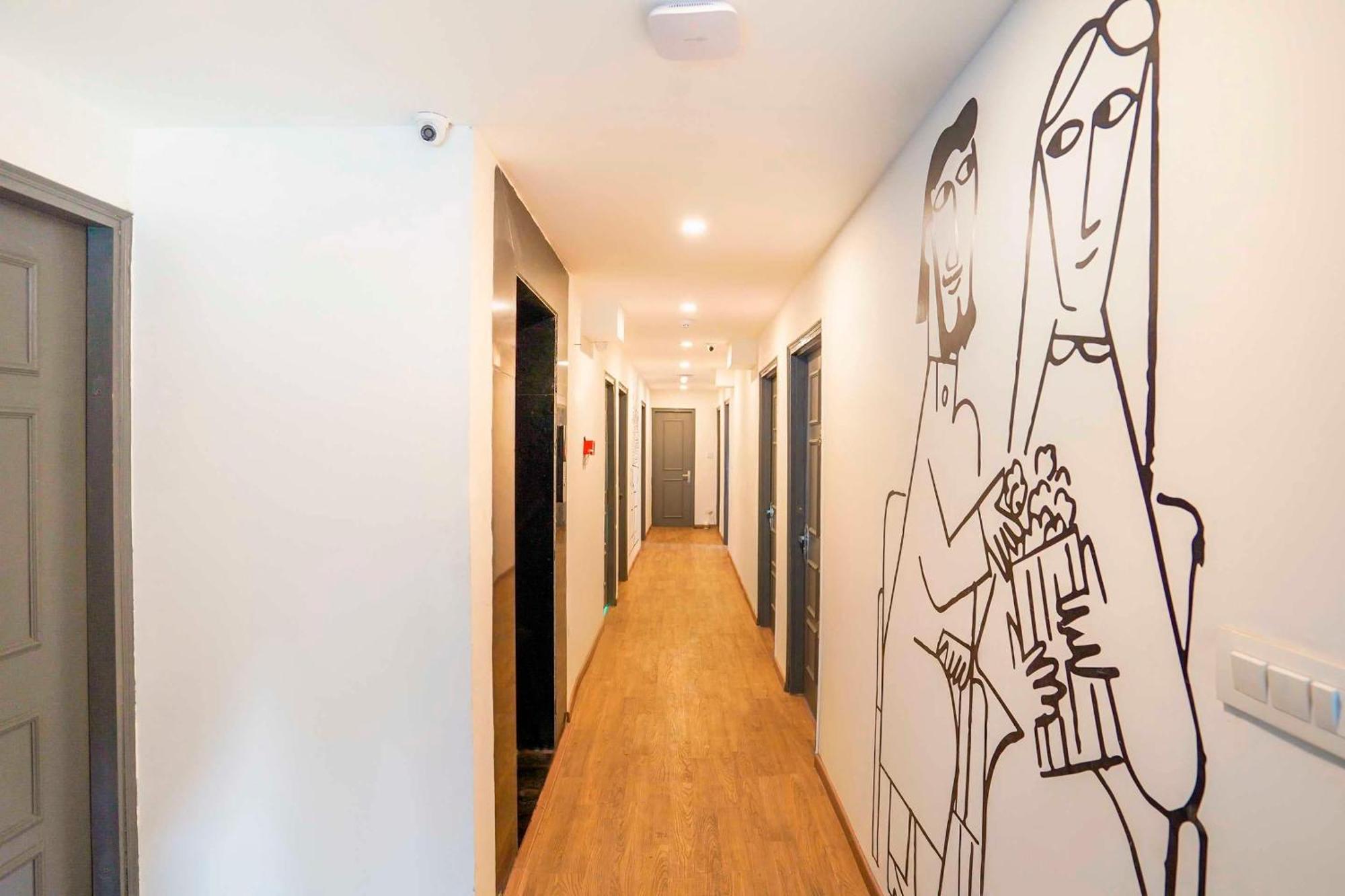 Super Townhouse O Hotel Aditya Residency Near Parthala Over Bridge Sector 121 Noida Indirapuram Buitenkant foto