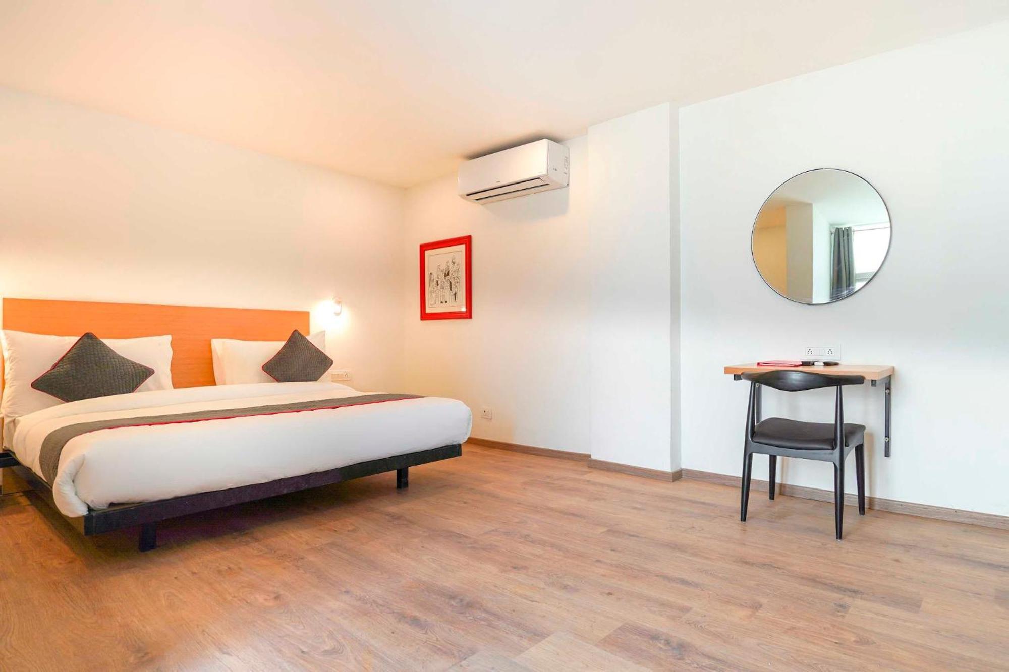 Super Townhouse O Hotel Aditya Residency Near Parthala Over Bridge Sector 121 Noida Indirapuram Buitenkant foto