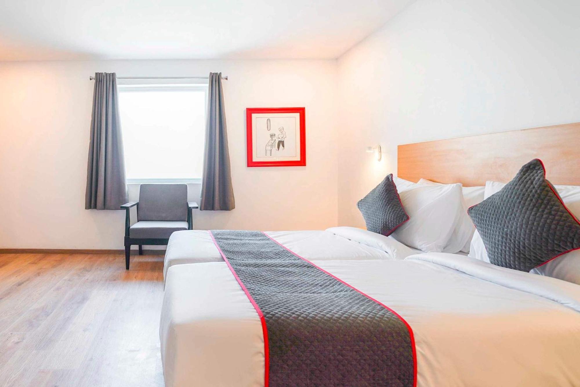 Super Townhouse O Hotel Aditya Residency Near Parthala Over Bridge Sector 121 Noida Indirapuram Buitenkant foto